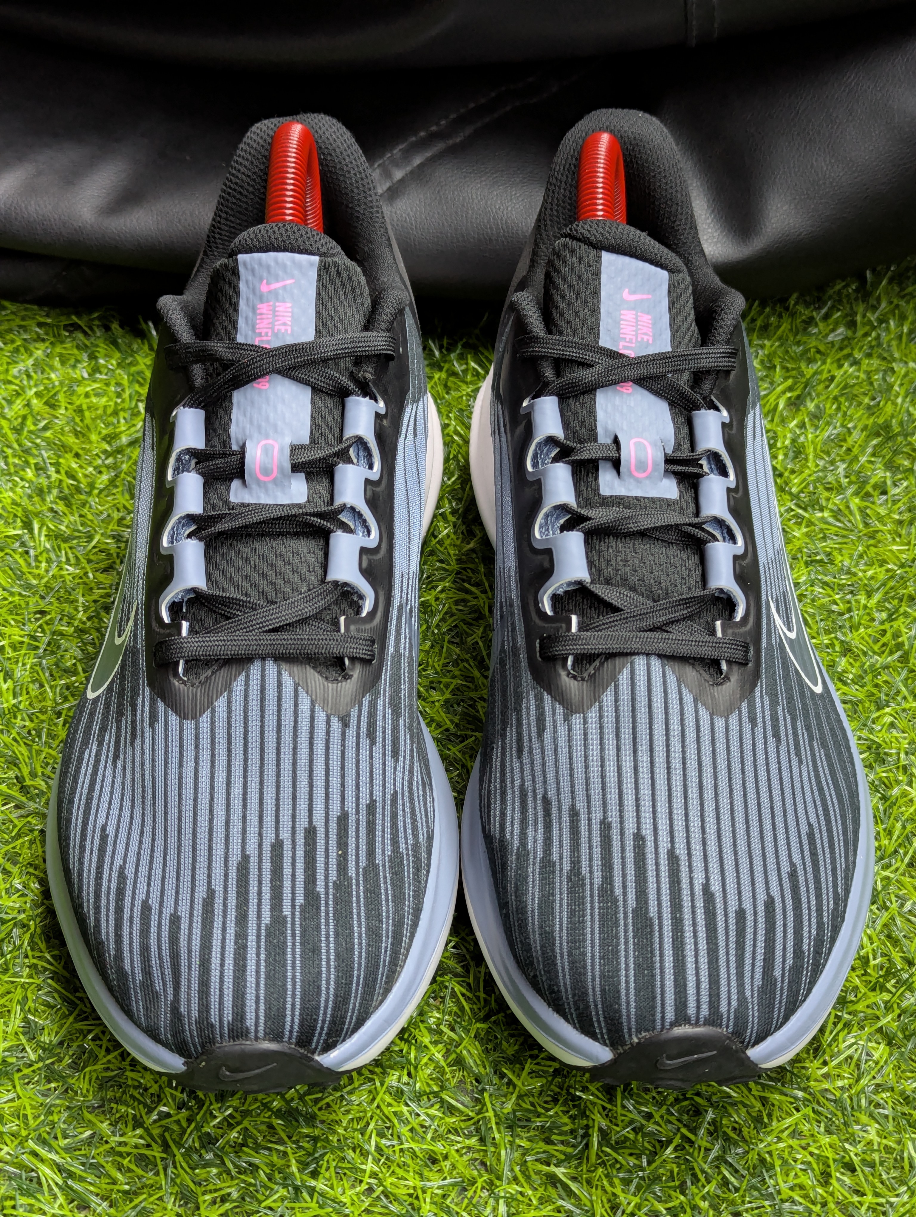 NIKE WINFLO 10